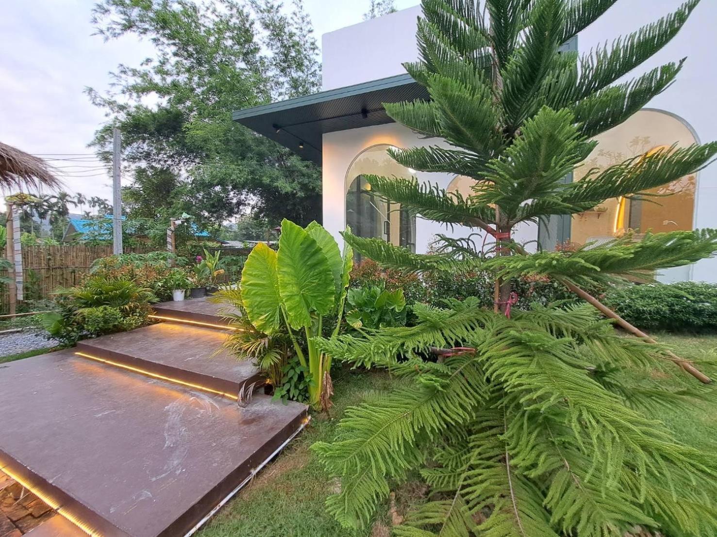 Baan Nai Baan Nok Resort Nakhon Nayok Exterior foto